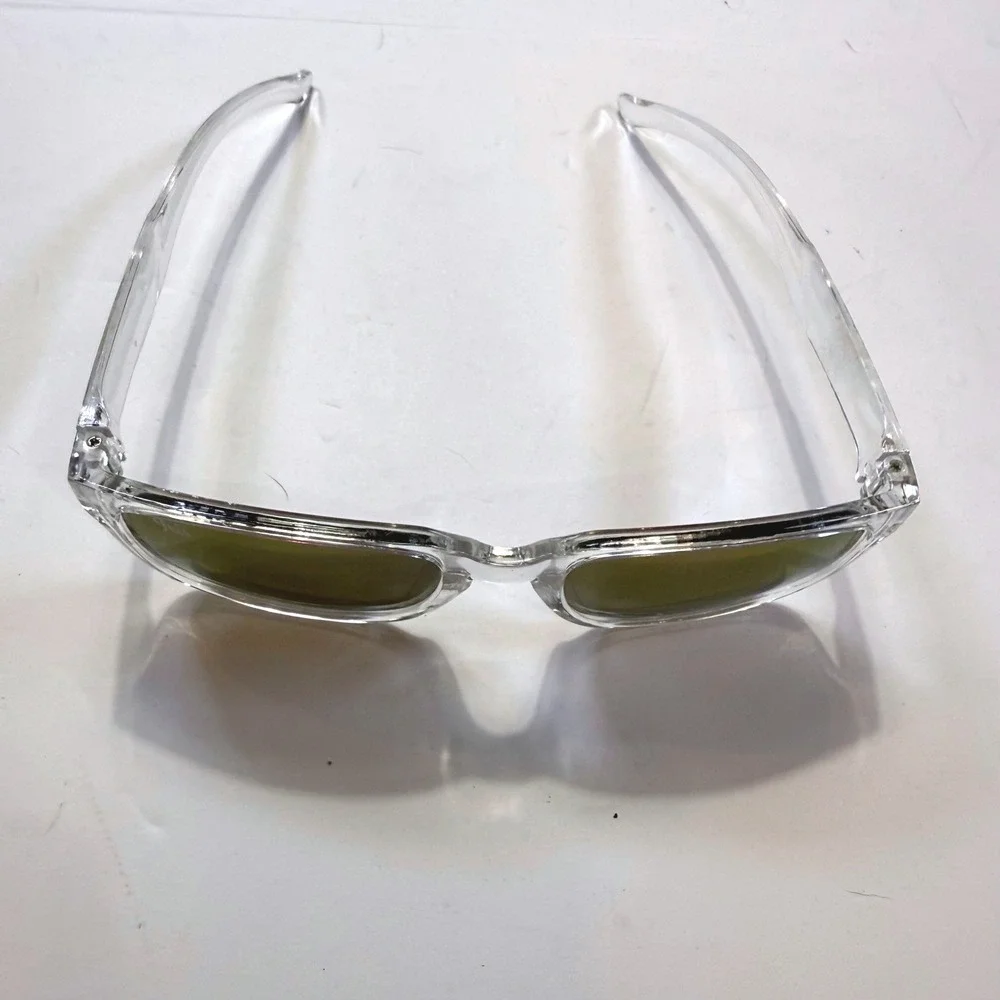 iris sunglasses pair
